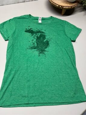 Green MICHIGAN Anvil tee with black tree graphic, size M #tree #nature
SOFT
